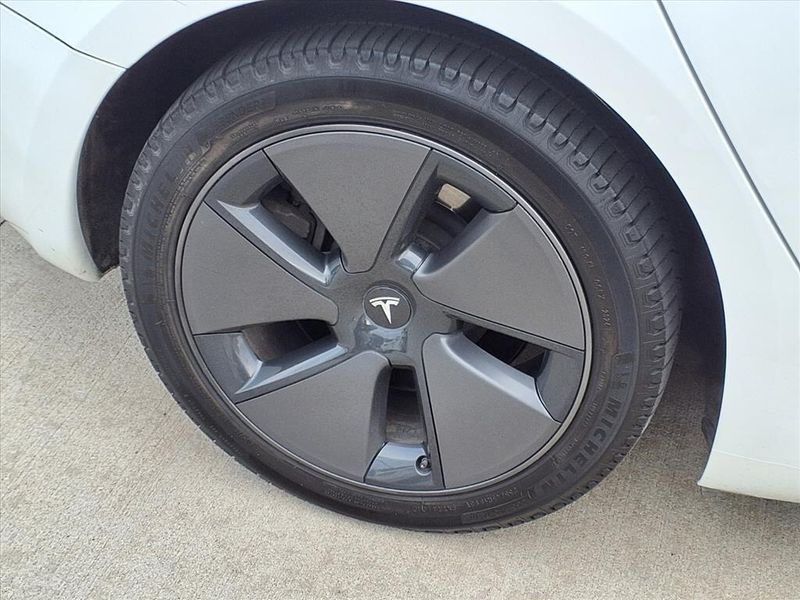 Used 2023 Tesla Model 3 Long RangeImage 5