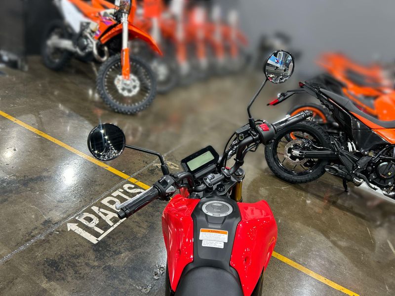 New 2025 Honda Grom Image 15