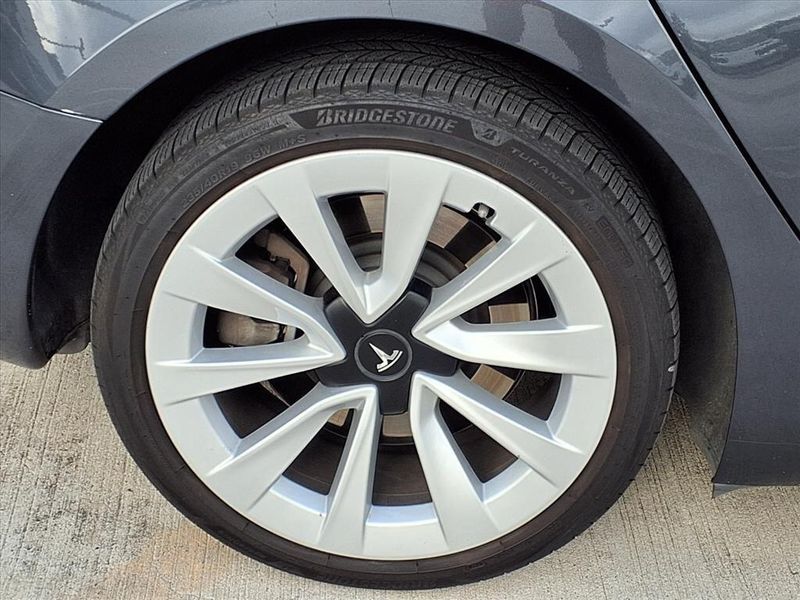 Used 2023 Tesla Model 3 BaseImage 6