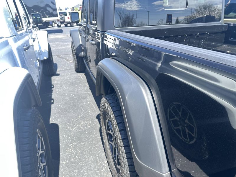 2025 Jeep Gladiator Rubicon 4x4Image 9