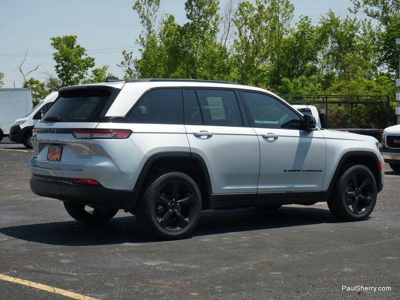 2022 Jeep Grand Cherokee FreedomImage 16