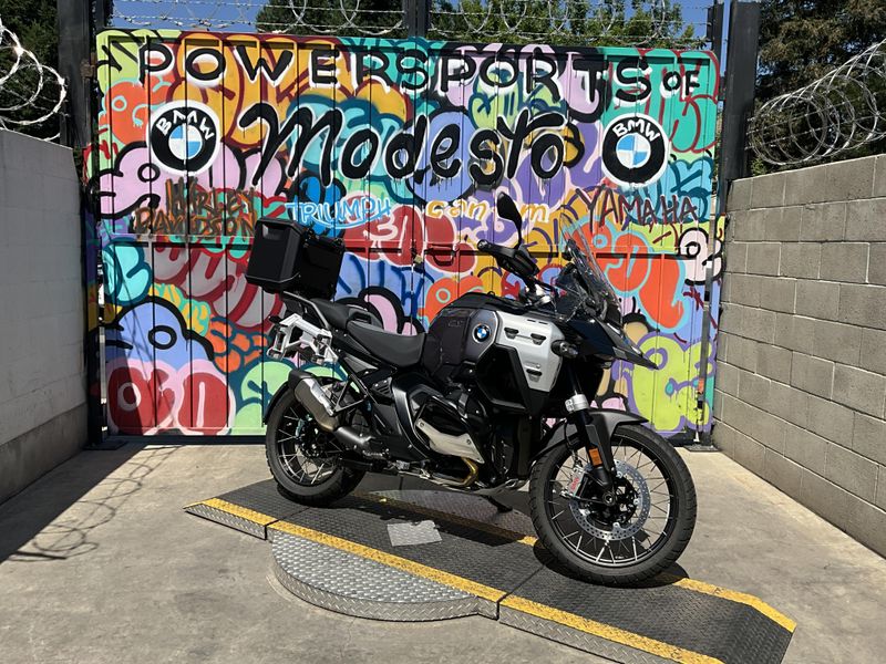 New 2026 BMW R 1300 GS Adventure Image 4