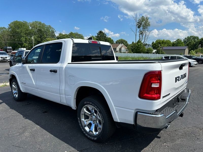 2025 RAM 1500 Big Horn Crew Cab 4x4 5