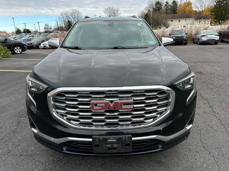 2019 GMC Terrain DenaliImage 12