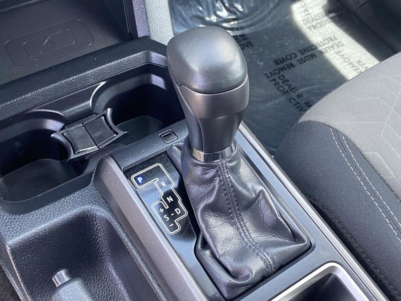 2020 Toyota Tacoma TRD SportImage 25