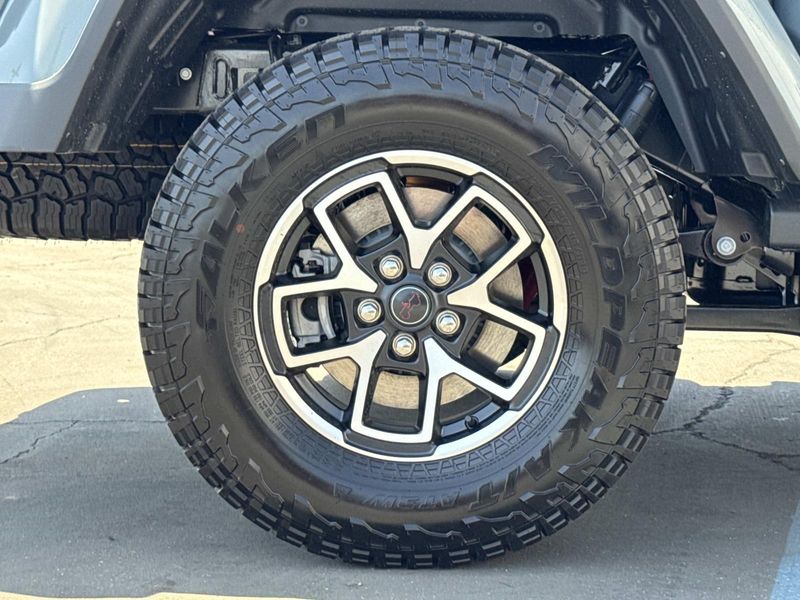 New 2026 Jeep Gladiator Rubicon 4x4