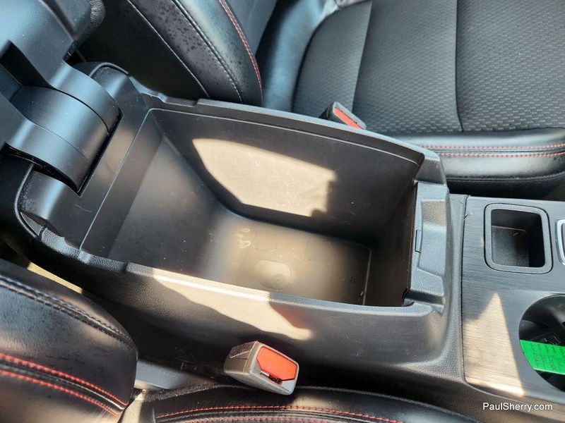 2024 Ford Escape ST-Line photo 35
