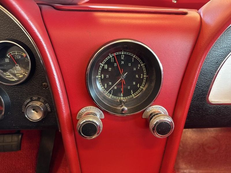 1967 Chevrolet Corvette 327/300 3-speed