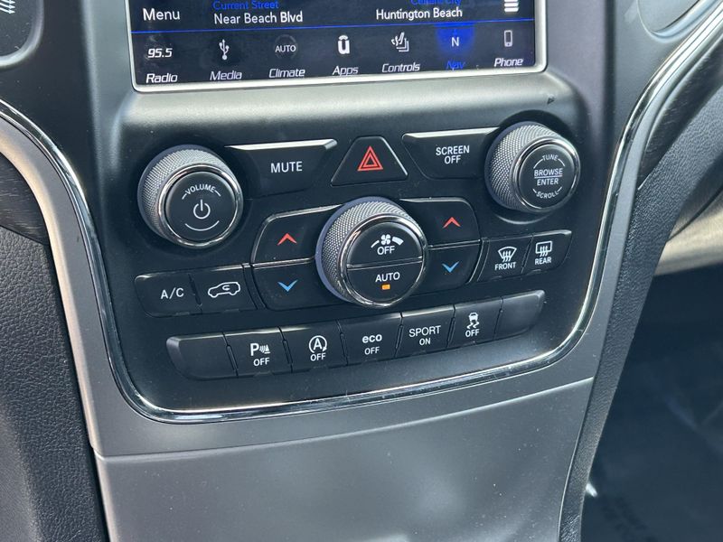 Used 2018 Jeep Grand Cherokee AltitudeImage 22
