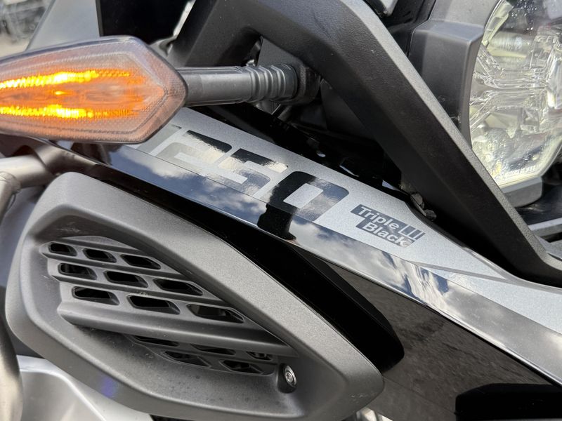 2024 BMW R 1250 GS Adventure