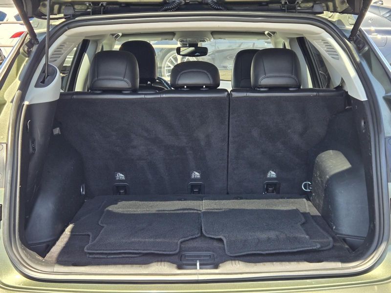 Used 2018 Jeep Compass Limited FWD