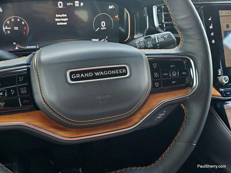 2024 Jeep Grand Wagoneer L III photo 34