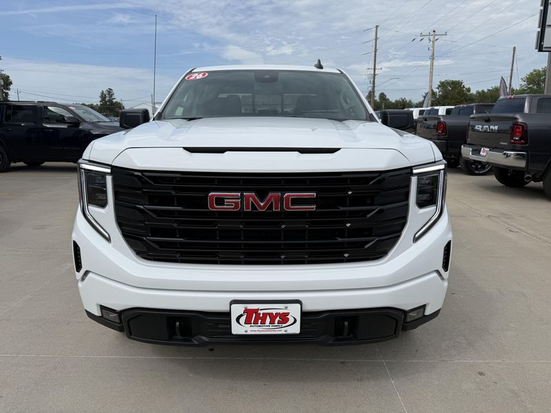 Used 2026 GMC Sierra 1500 ElevationImage 32