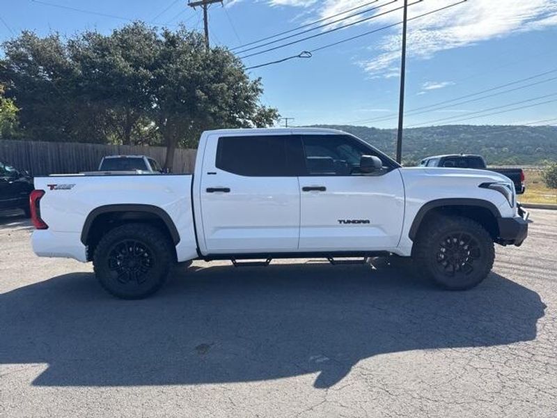 2022 Toyota Tundra SR5 photo 4