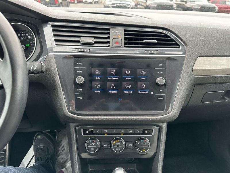 2021 Volkswagen Tiguan 2.0T SE R-Line BlackImage 7