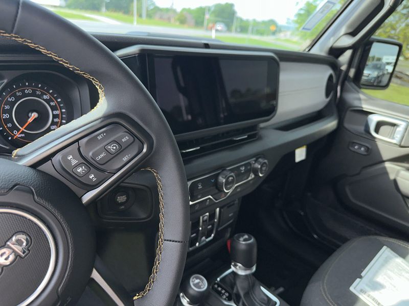 2024 Jeep Wrangler Sport SImage 17