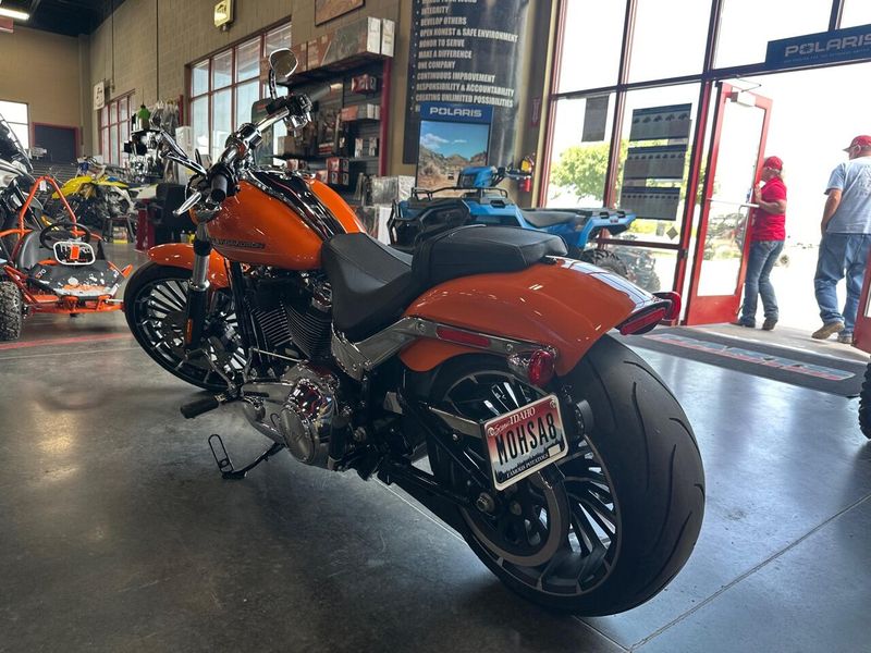2023 Harley-Davidson Breakout 