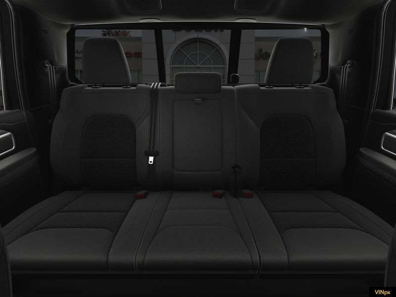 2025 RAM 1500 Big Horn Crew Cab 4x2Image 17