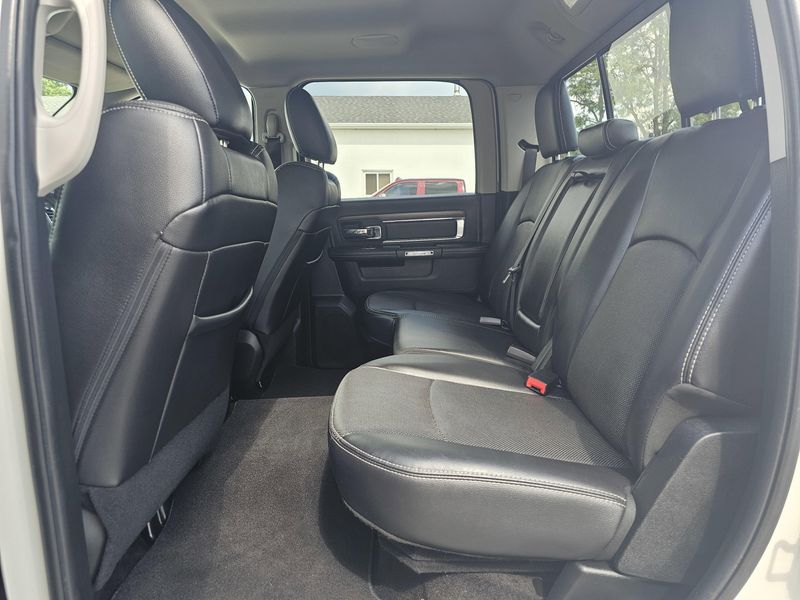 2017 RAM 1500 LaramieImage 10