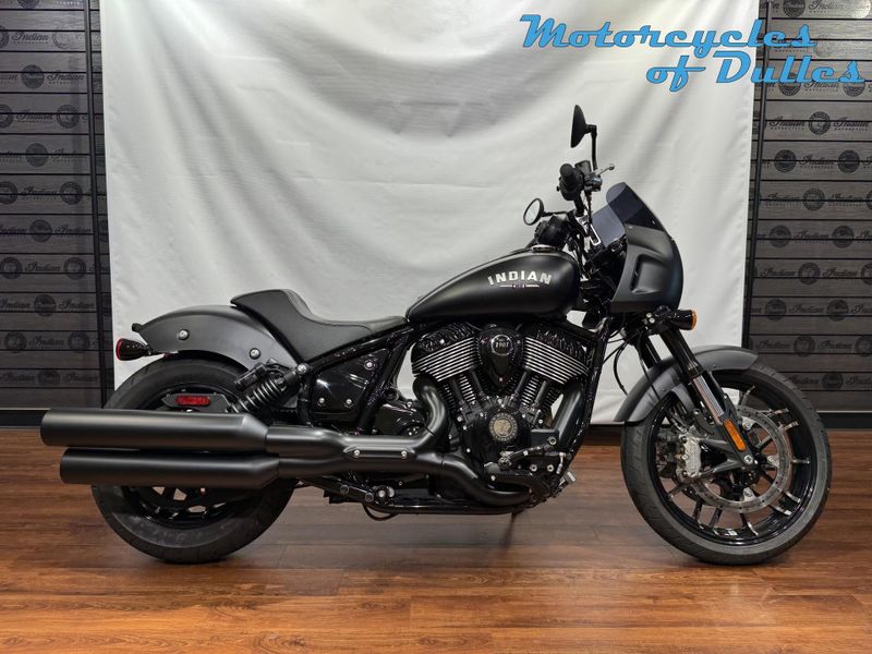 New 2025 Indian Motorcycle Sport Chief Image 1