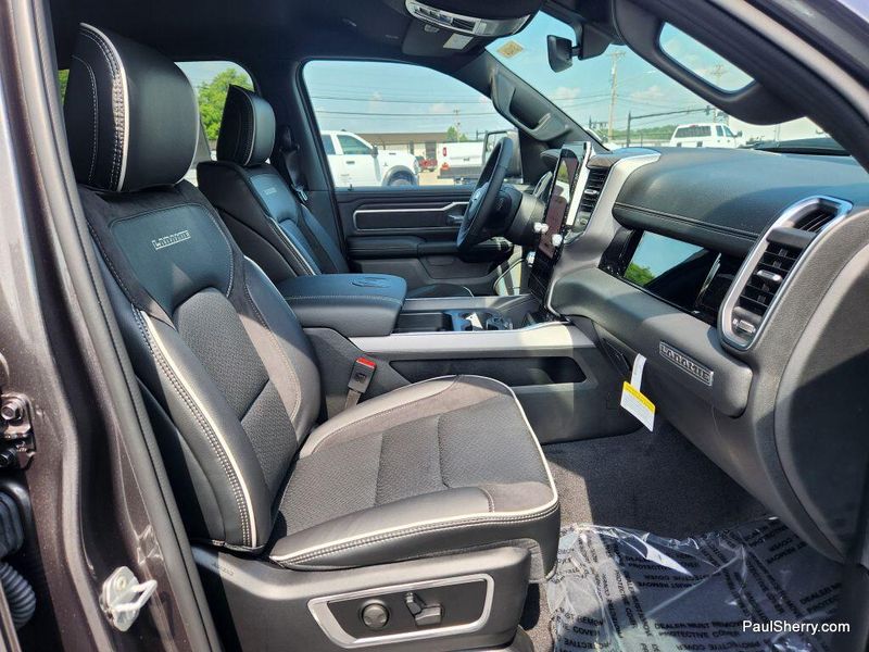 New 2025 RAM 1500 Laramie Crew Cab 4x4 5