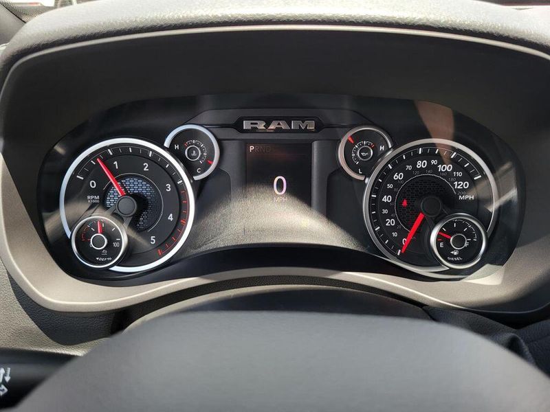 2025 RAM 2500 Tradesman Crew Cab 4x4 6