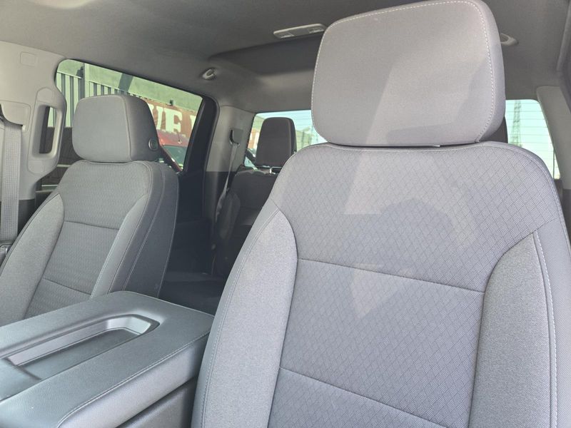 Used 2022 Chevrolet Silverado 1500 LTD 2WD Crew Cab 147 LT