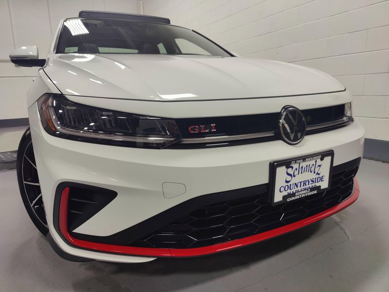 Used 2025 Volkswagen Jetta GLI Autobahn w/SunroofImage 2
