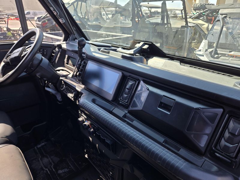 USED 2026 CAN-AM DEFENDER MAX LIMITED 65 HD11 Image 12