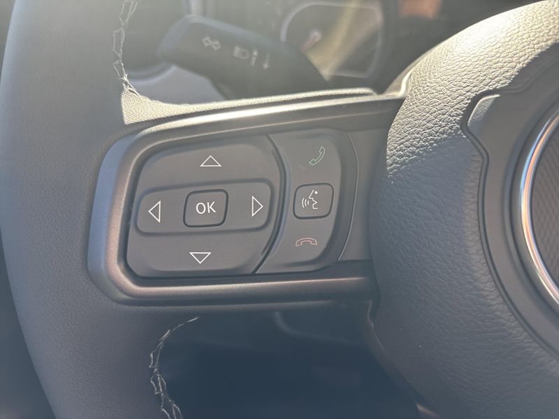 New 2026 Jeep Wrangler 4-door Sport SImage 26