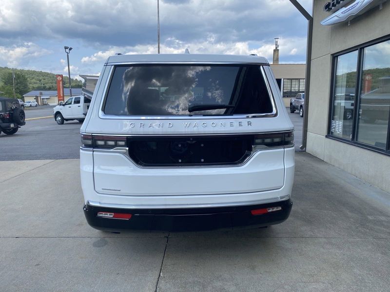 2023 Grand Wagoneer 4X4Image 3