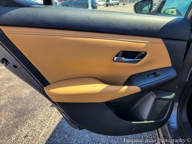 2020 Nissan Sentra SV photo 15