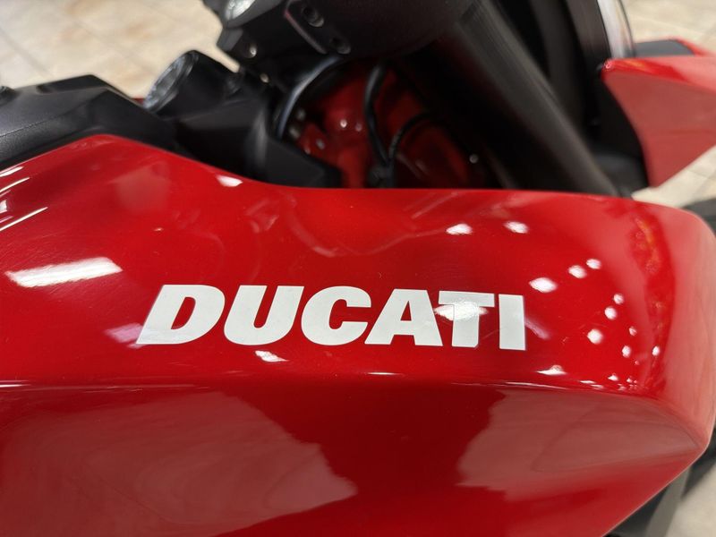 Used 2020 Ducati HYPERMOTARD 950 Image 26