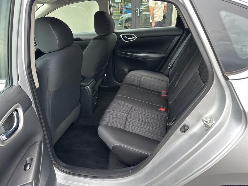 2018 Nissan Sentra SVImage 21
