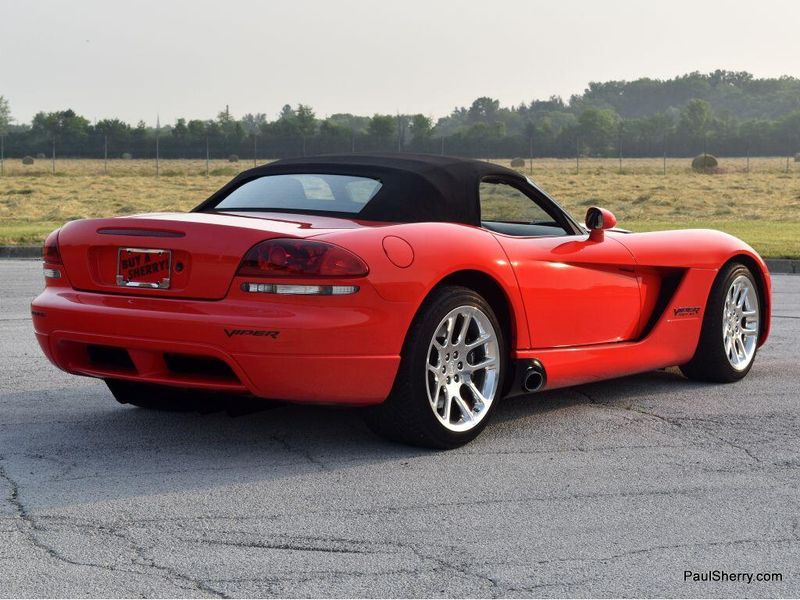 2003 Dodge Viper SRT-10Image 16