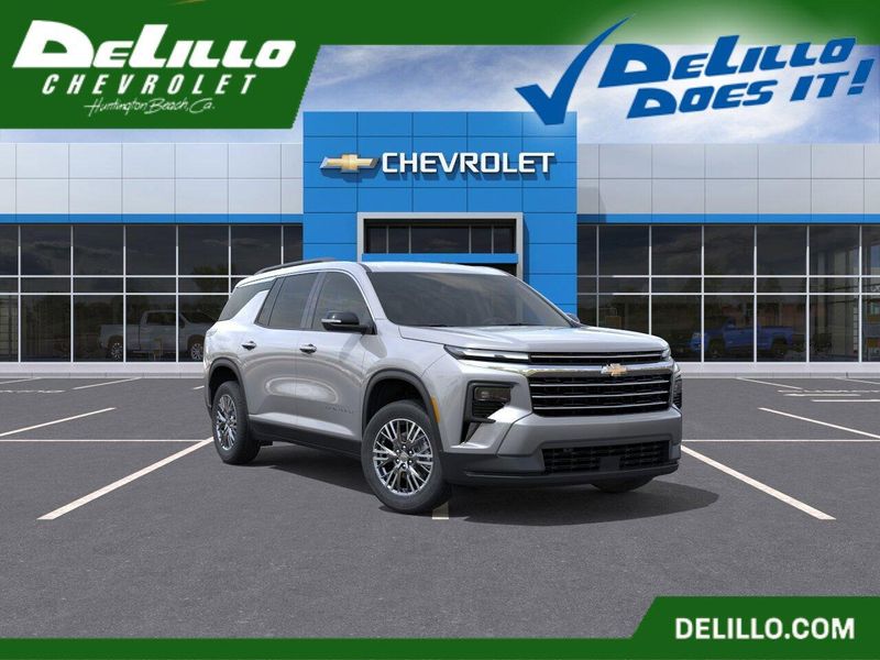 New 2026 Chevrolet Traverse FWD LTImage 1
