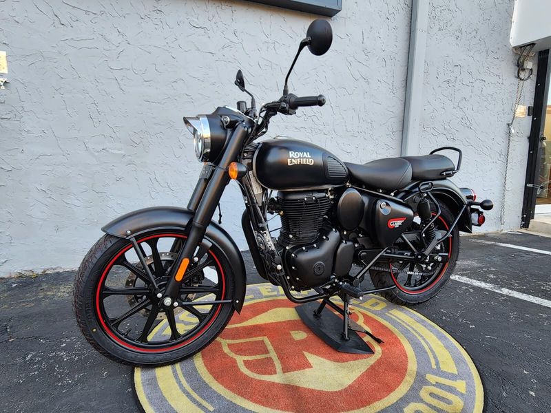 New 2024 Royal Enfield CLASSIC 350 Image 4