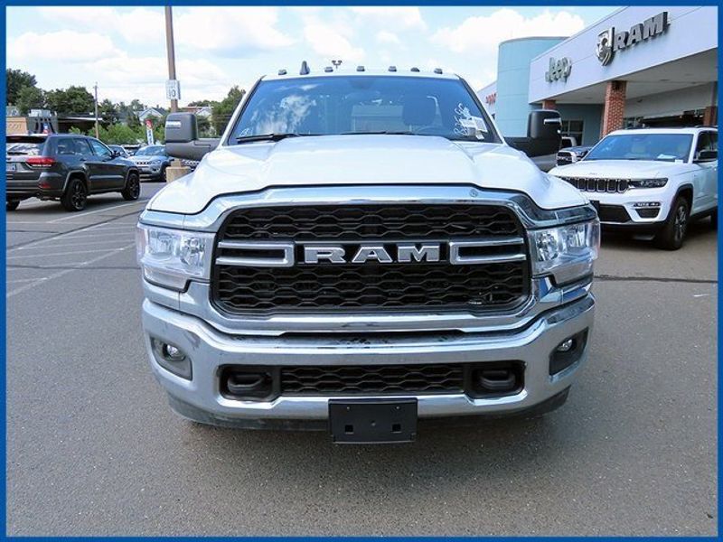 2024 RAM 3500 Chassis Cab TradesmanImage 3