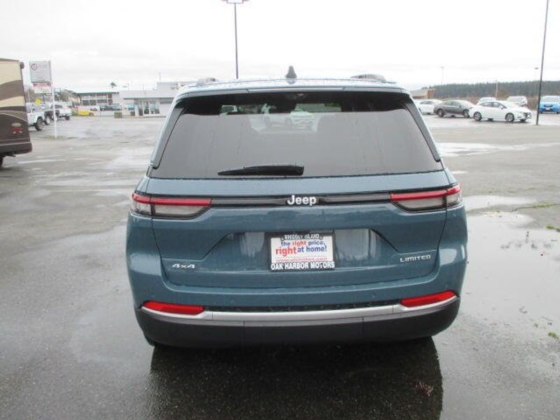 New 2026 Jeep Grand Cherokee Limited 4x4Image 8