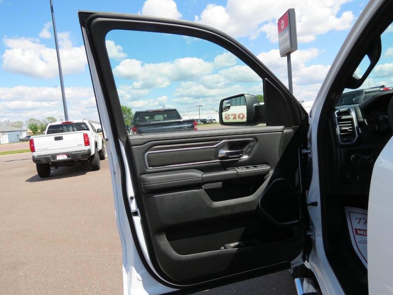 Used 2025 RAM 1500 Laramie 4x4 4dr Crew Cab 5.6 ft. SB PickupImage 9