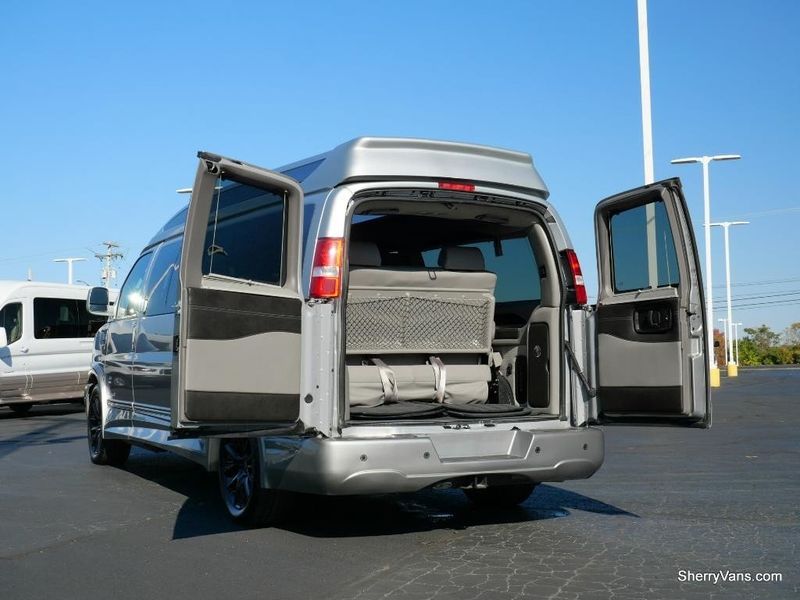 2020 Chevrolet Express Cargo Image 8