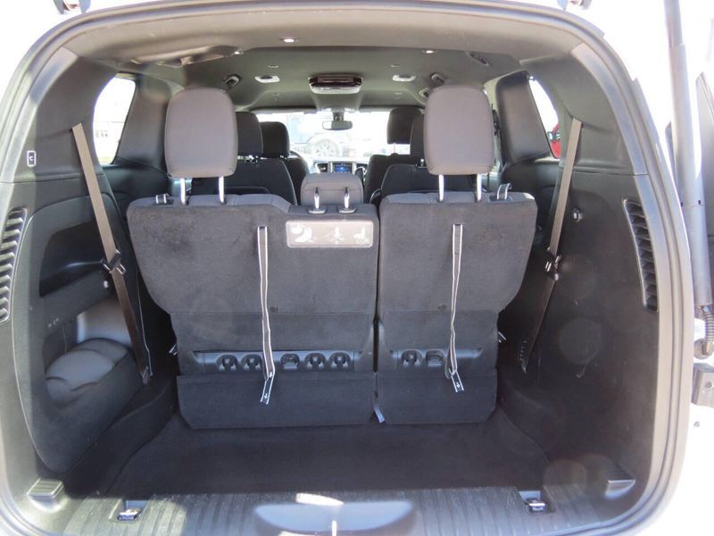 Used 2020 Chrysler Pacifica Touring 4dr Mini VanImage 32