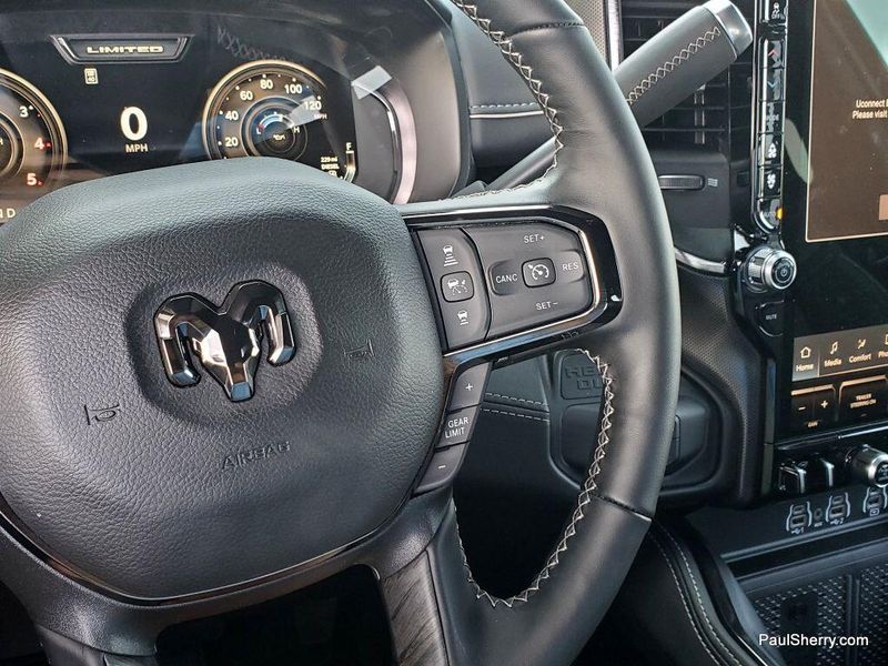 New 2025 RAM 2500 Limited Crew Cab 4x4 6