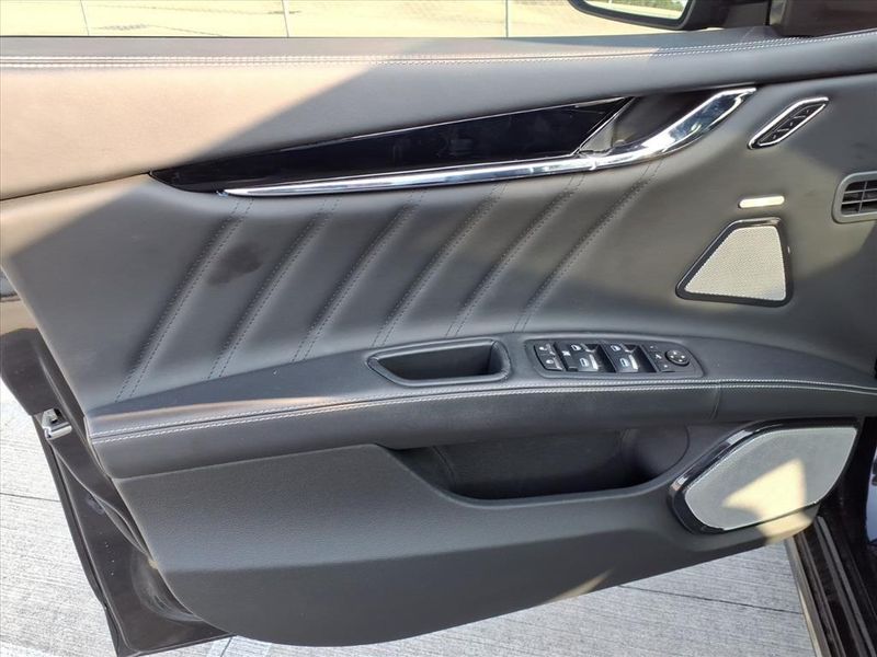 Used 2022 Maserati Quattroporte ModenaImage 19