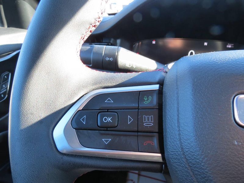 Used 2025 Jeep Compass Trailhawk 4x4 4dr SUVImage 19