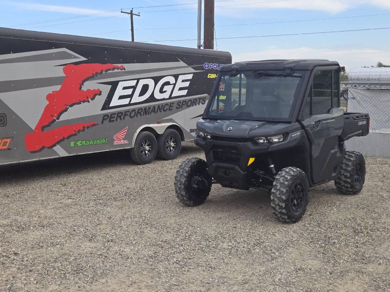New 2027 Can-Am DEFENDER DPS CAB HD9 