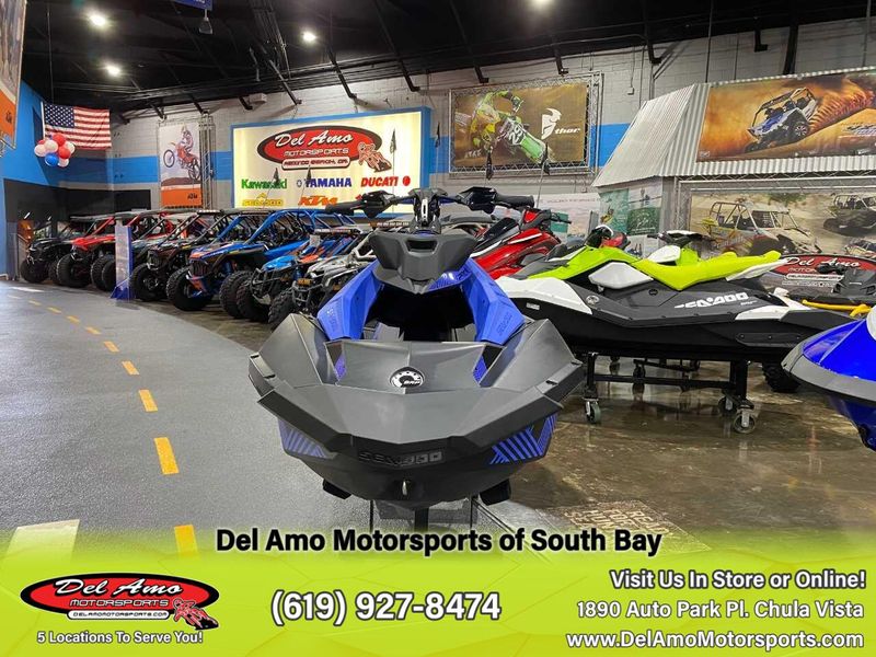 2023 Sea-Doo SPARK TRIXX 90 AUD BE 3UP IBR 23 Image 2