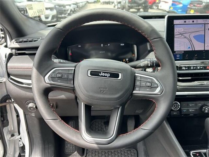 2025 Jeep Compass Trailhawk 4x4Image 17