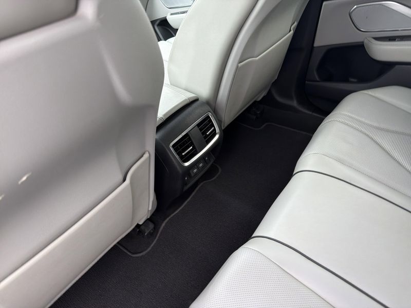 Used 2019 Acura RDX w/Advance PkgImage 16