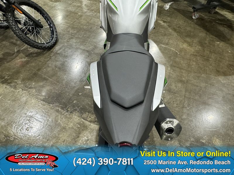 2024 Kawasaki NINJA 7 HYBRID ABSImage 21